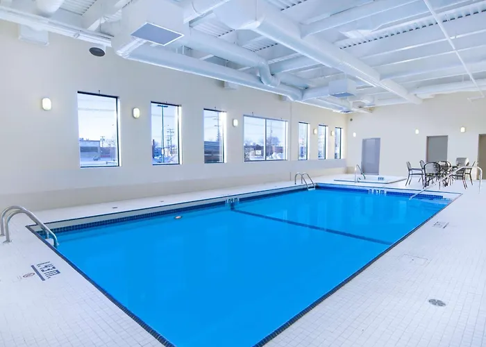 Best Western Plus Winnipeg AirportAirport Hotel